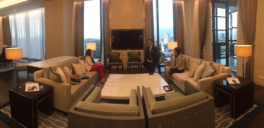 THE ST. REGIS KUALA LUMPUR 52/72