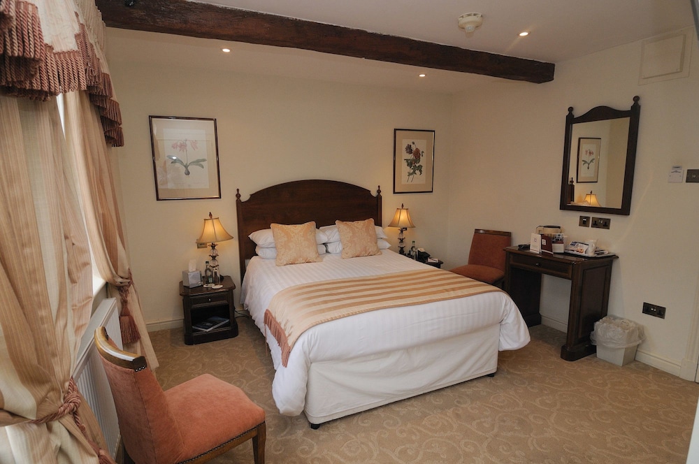 Ye Olde Bell Hotel Spa 22/64