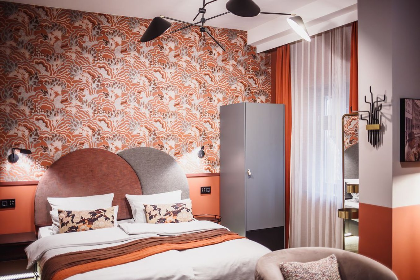 The Circus Hotel 11/50