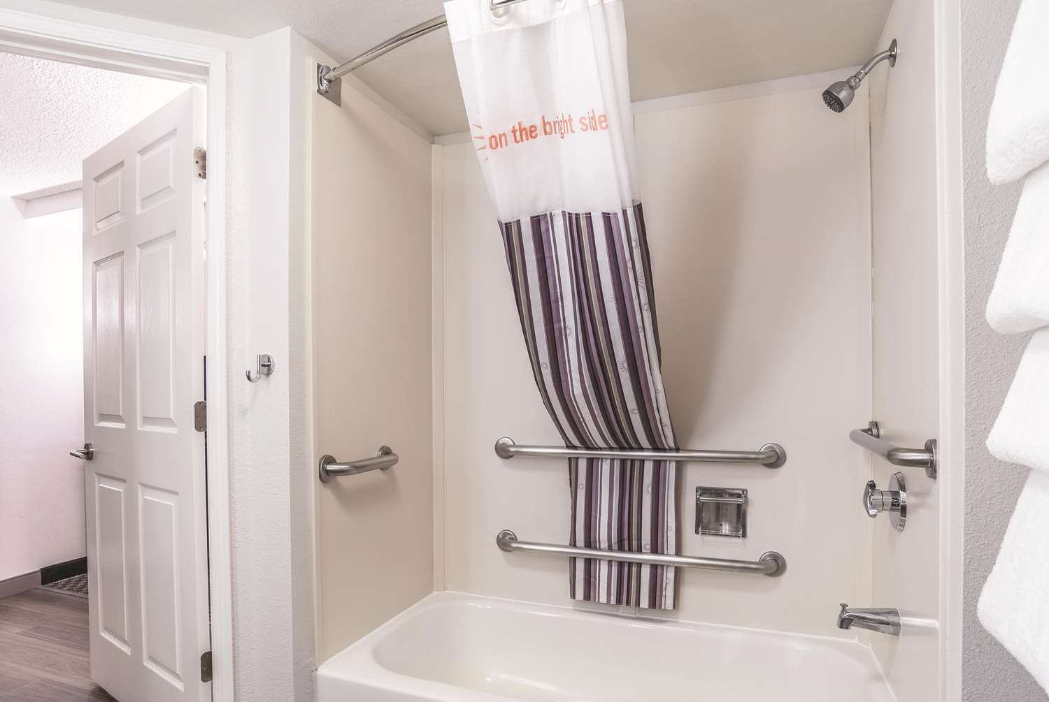 La Quinta Inn & Suites by Wyndham Flagstaff 51/51