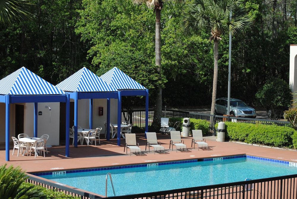 Days Inn By Wyndham Jacksonville Airport 6/31