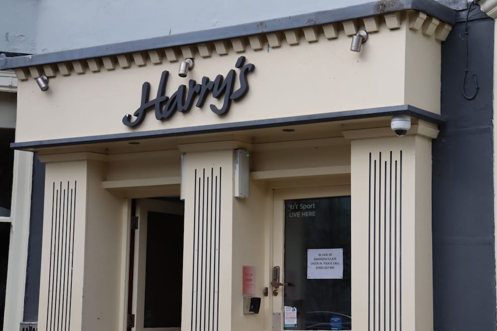 Harry's Hotel 1/48