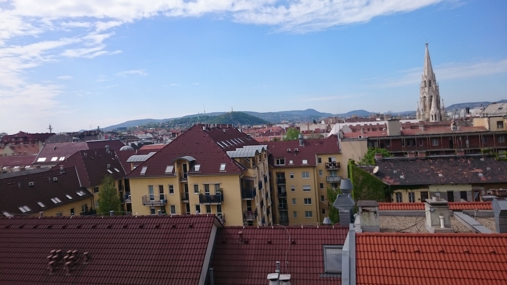 Di Verdi Imperial Hotel 9/58