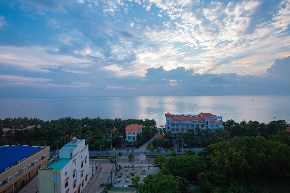Stellar Hotel Phu Quoc 21/26
