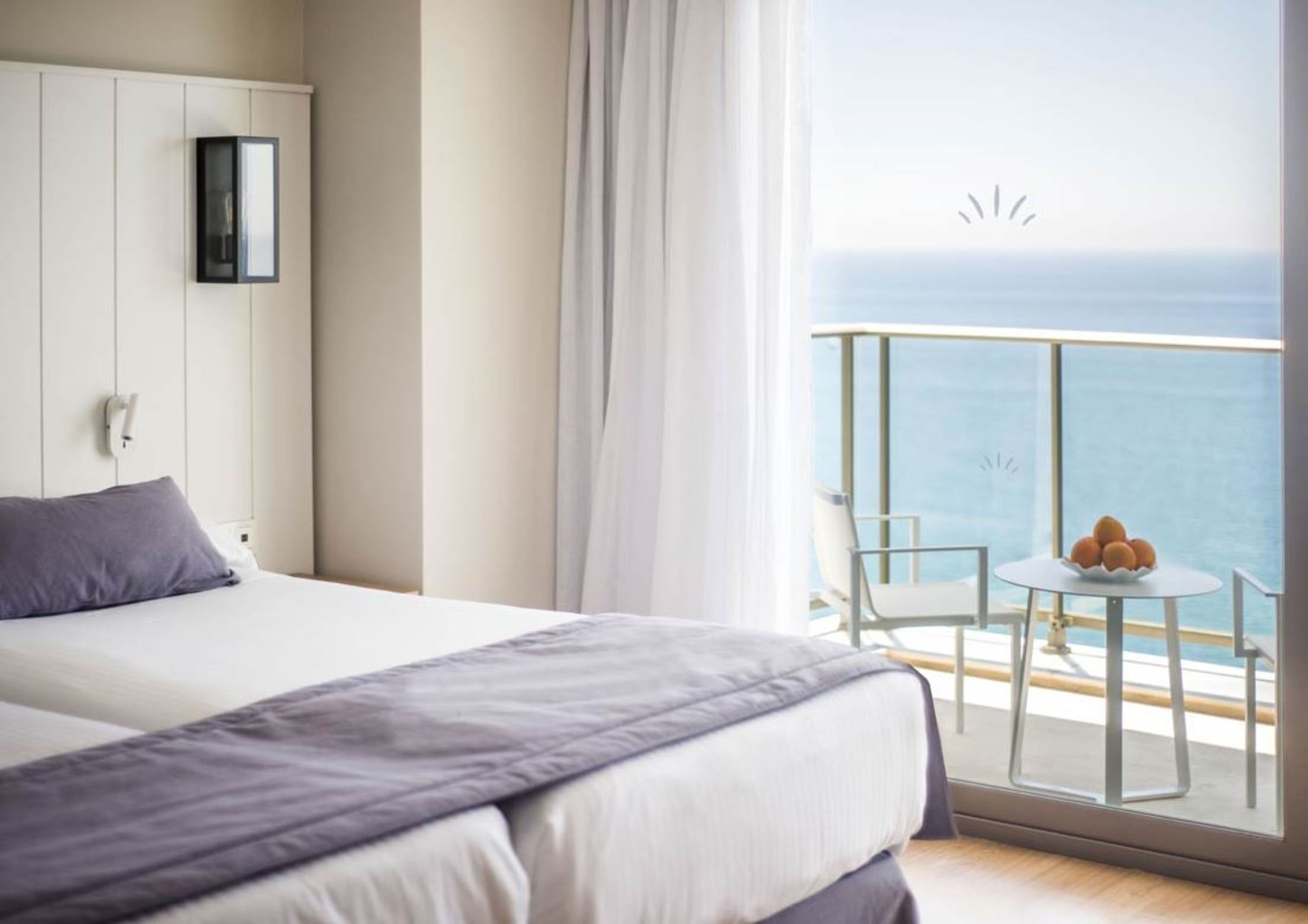 Superior, Double Bed, Sea View