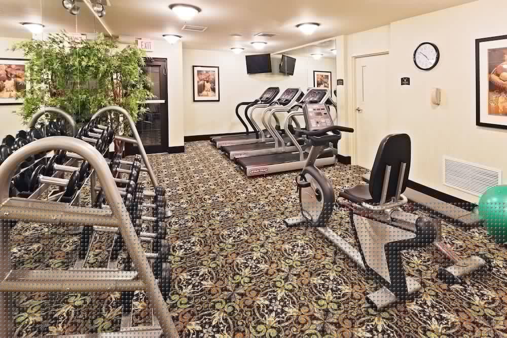 Staybridge Suites Wichita 29/79