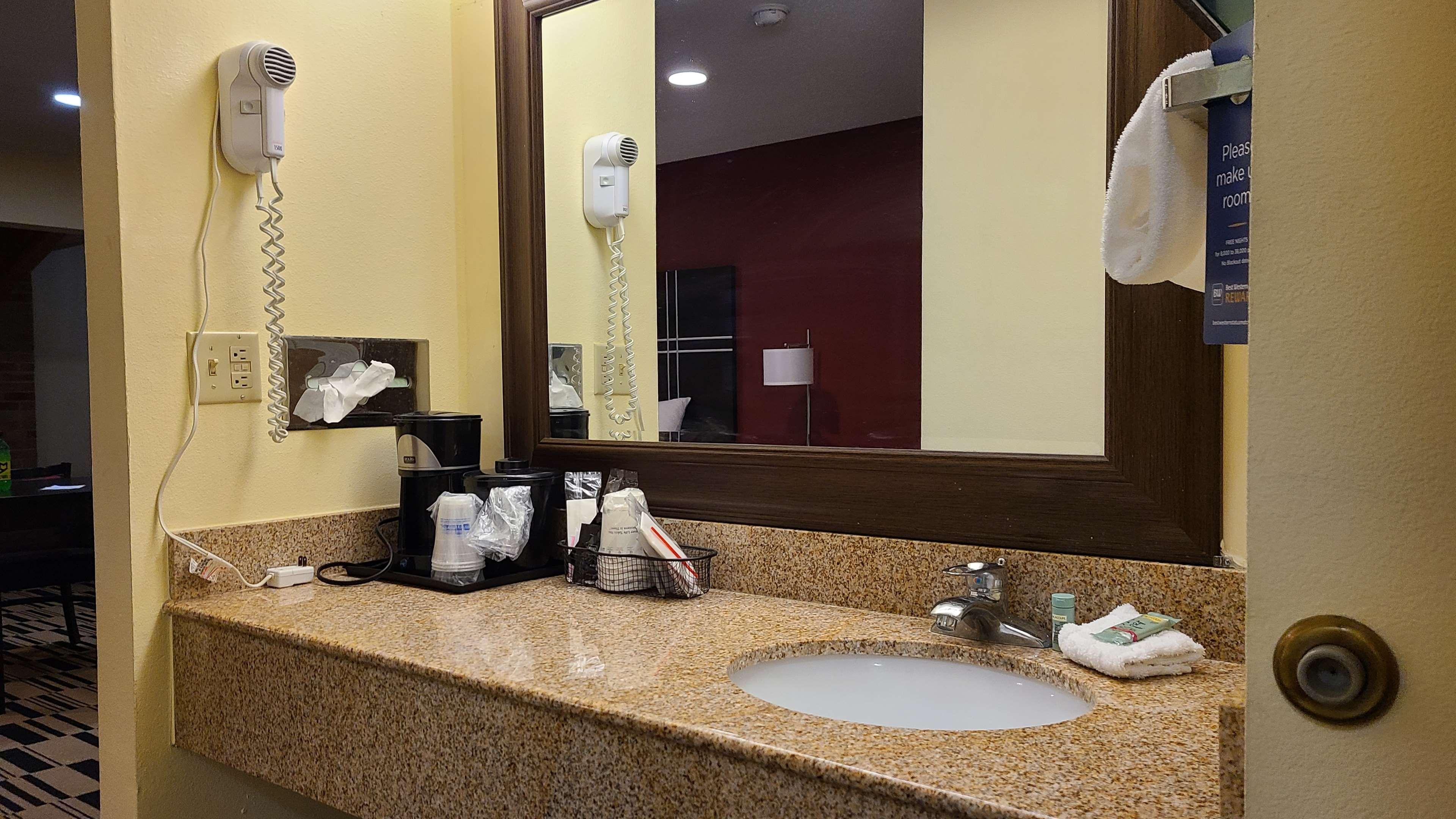 جناح بسرير كينج، Best Western Shippensburg Hotel 7/10