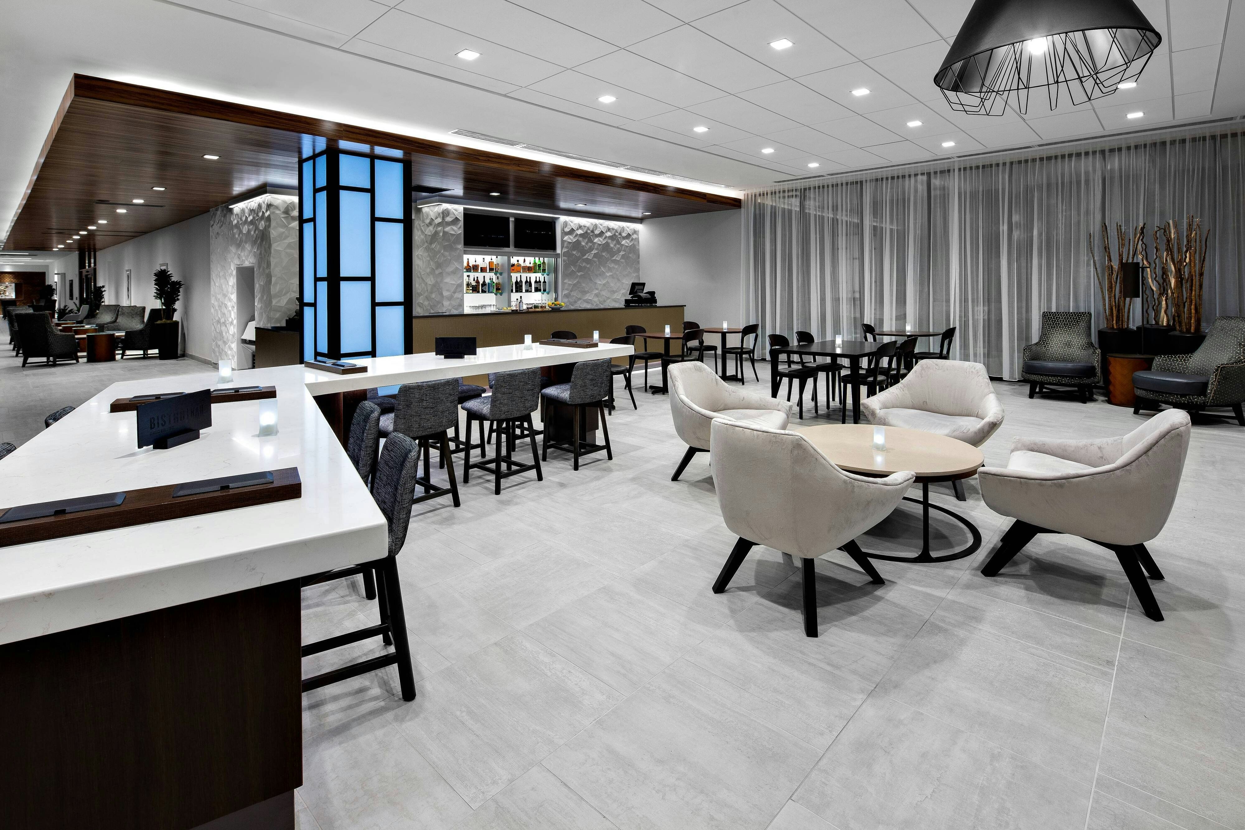 Courtyard By Marriott Knoxville Downtown 33/50