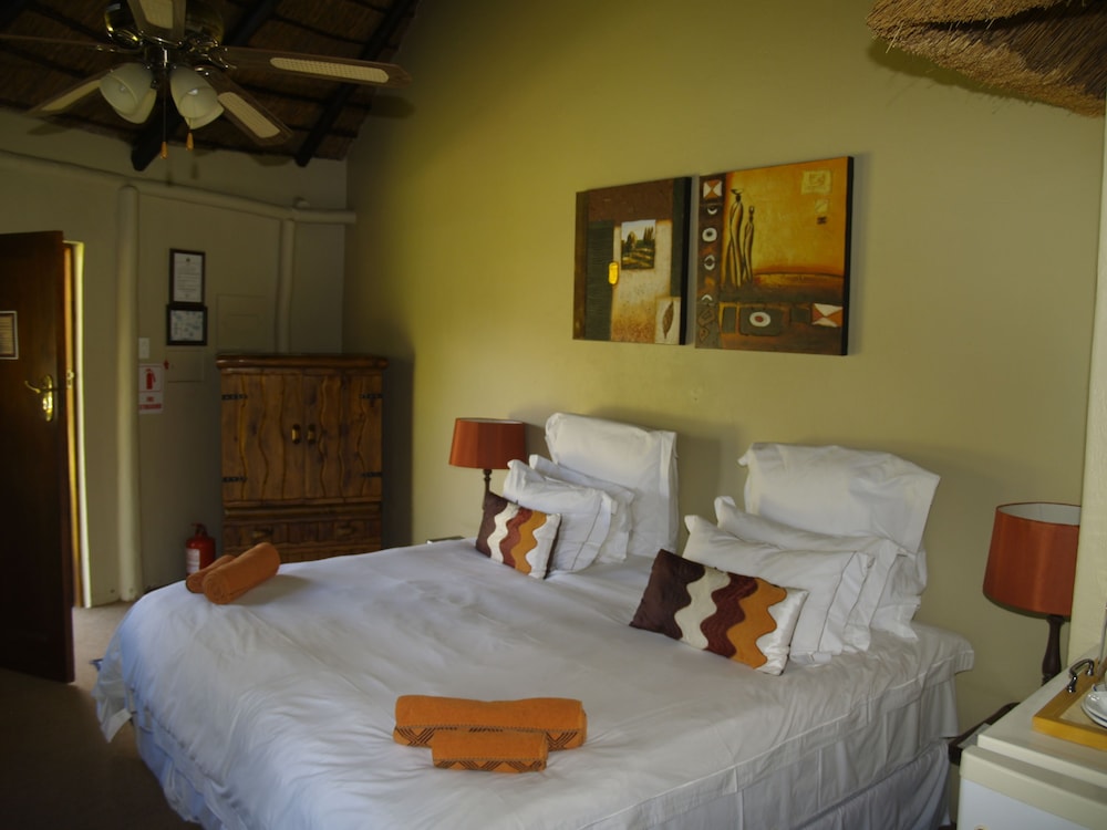 Ditholo Game Lodge 11/51