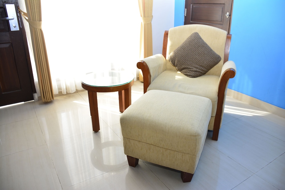 Town House Bukit Damai Indah Hotel and Residence 26/49