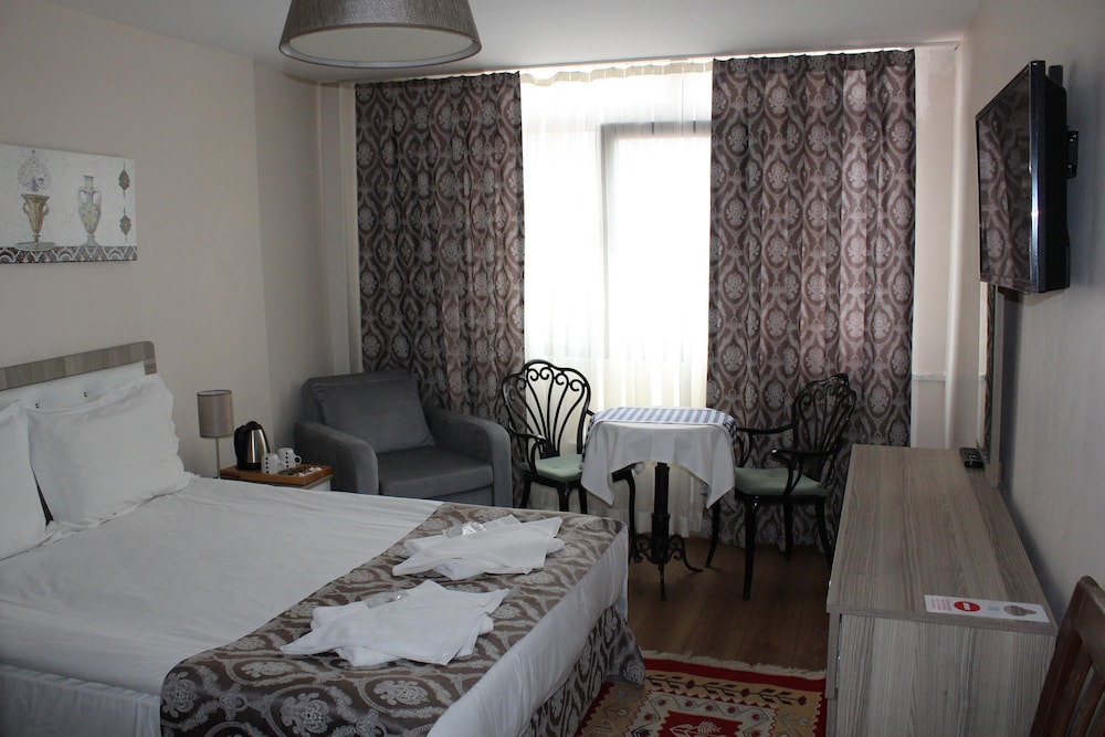 Ararat - Haydar Sarigul 8/50