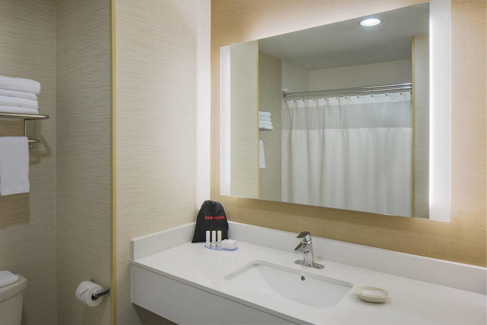 Fairfield Inn & Suites Bridgewater Branchburg/Somerville 7/14