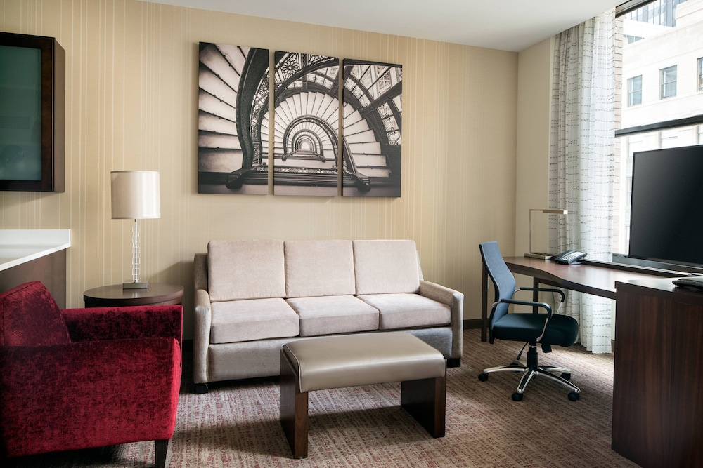 Residence Inn Chicago Downtown Loop 47/82