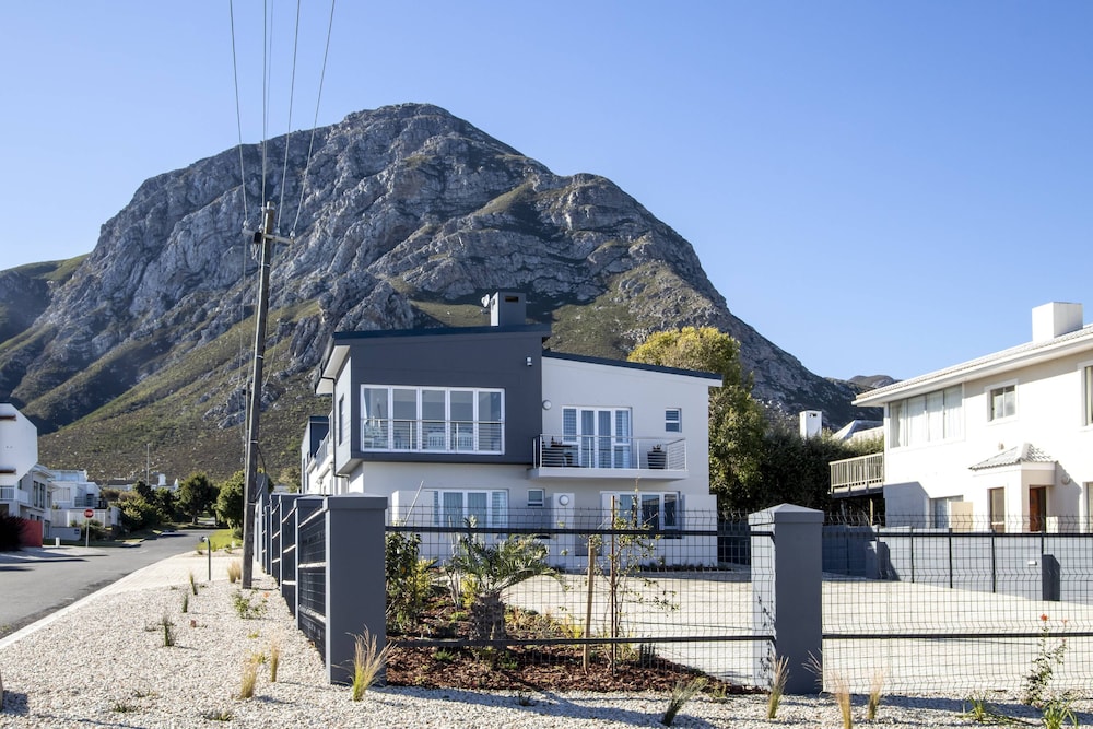 Whale Coast Ocean Villa 41/50