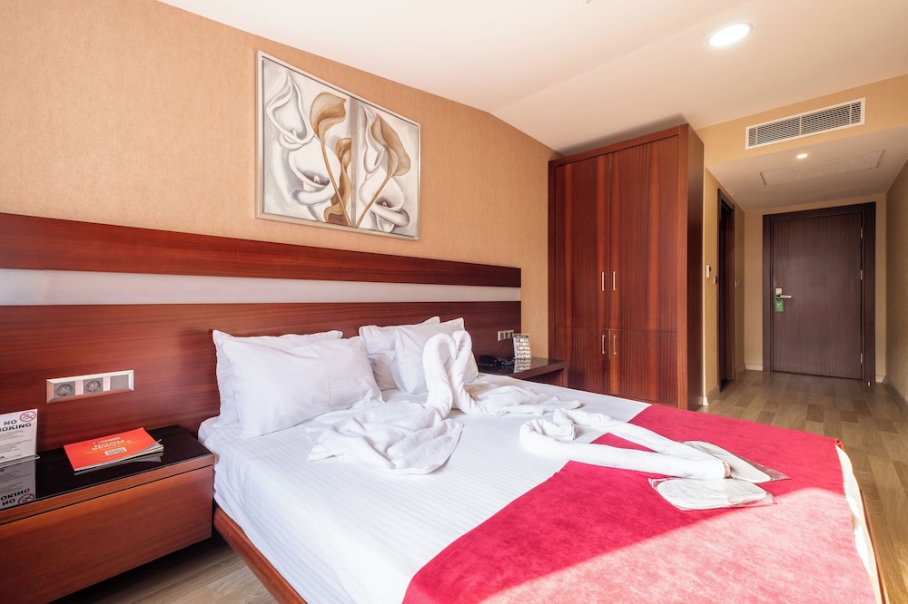 SUPERIOR, DOUBLE BED