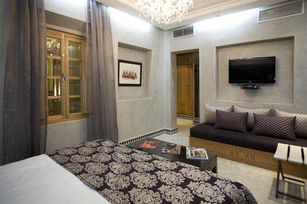 Riad L Etoile D Orient 51/75