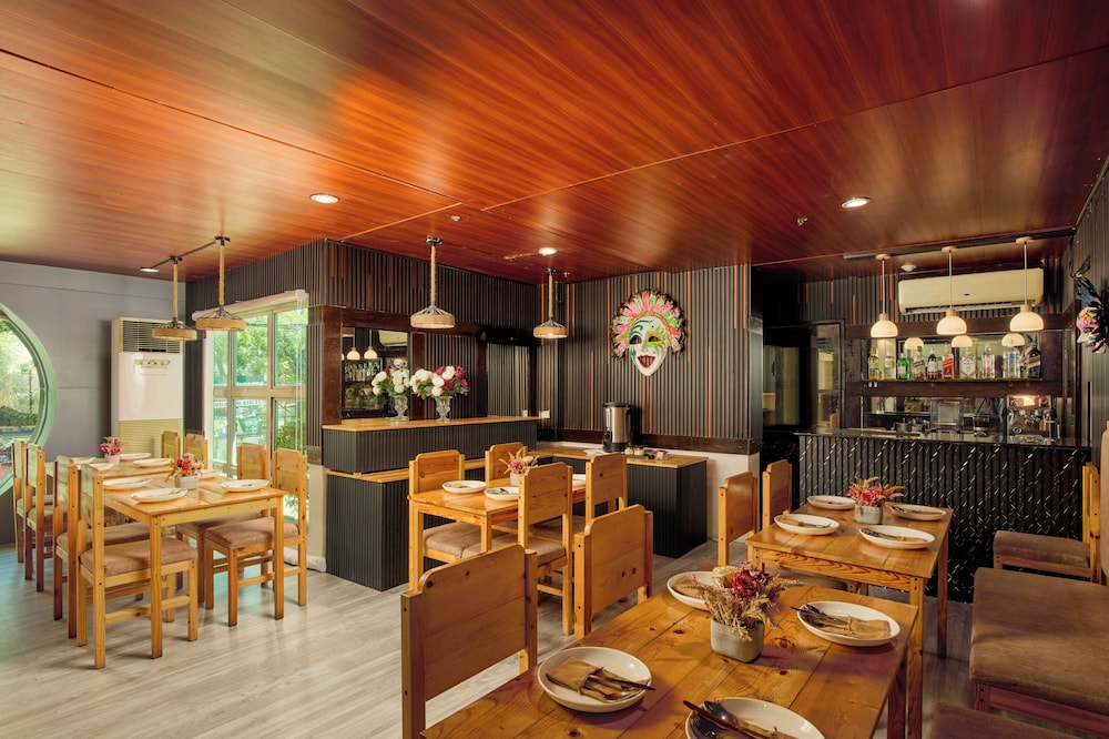 Go Hotels Bacolod 39/58
