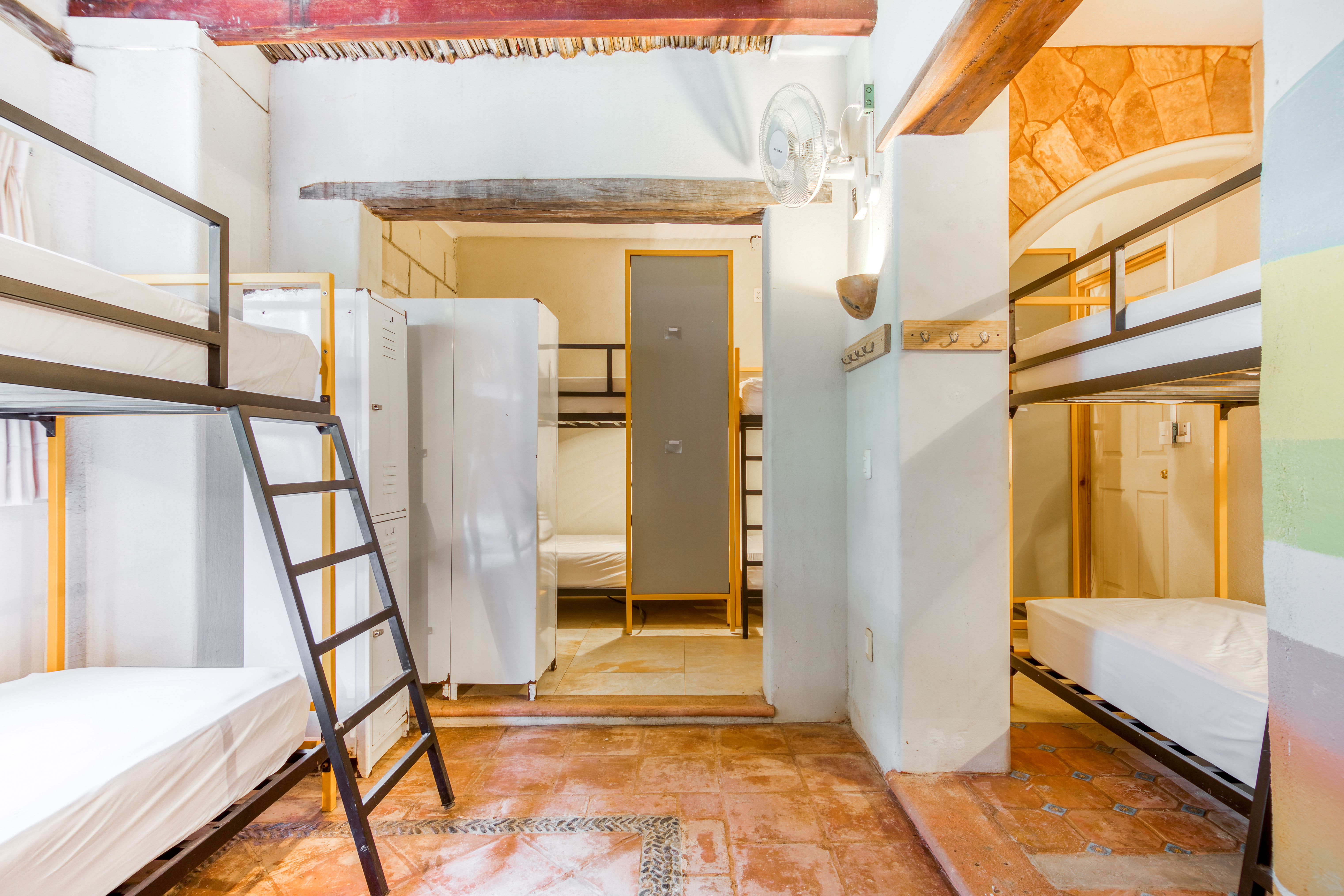Mixed Dorm, 8 Beds
