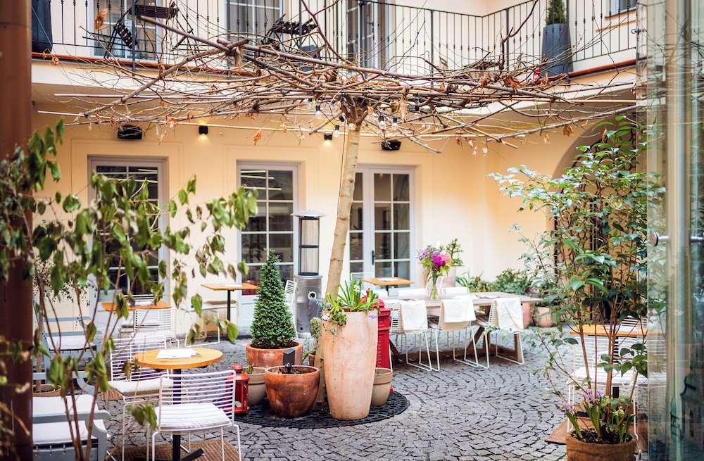 Empirent Apartments Prague Castle 5/50