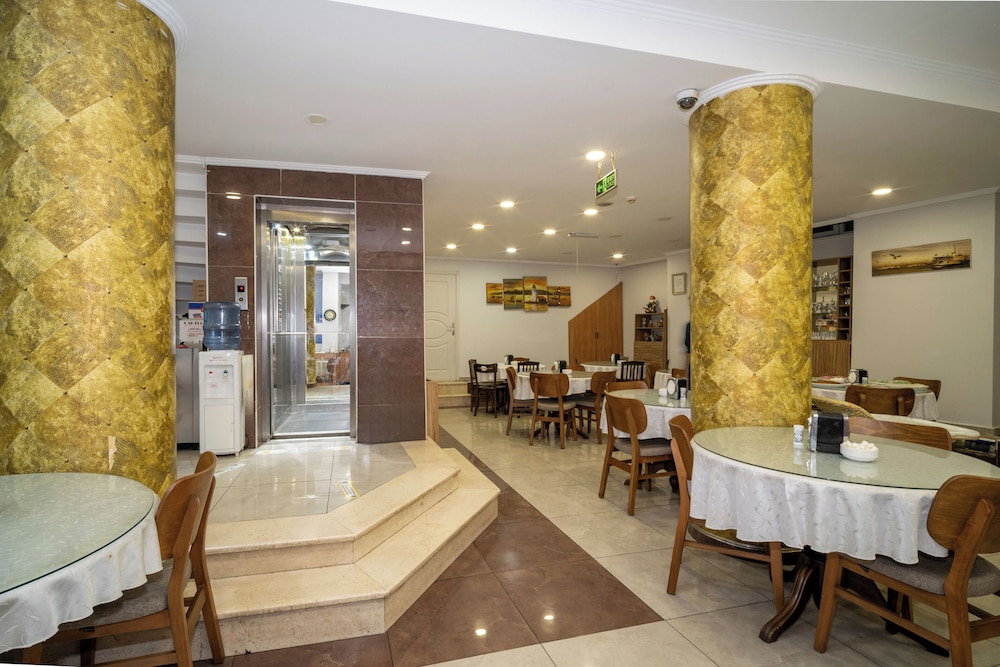 SIMPER HOTEL 46/50