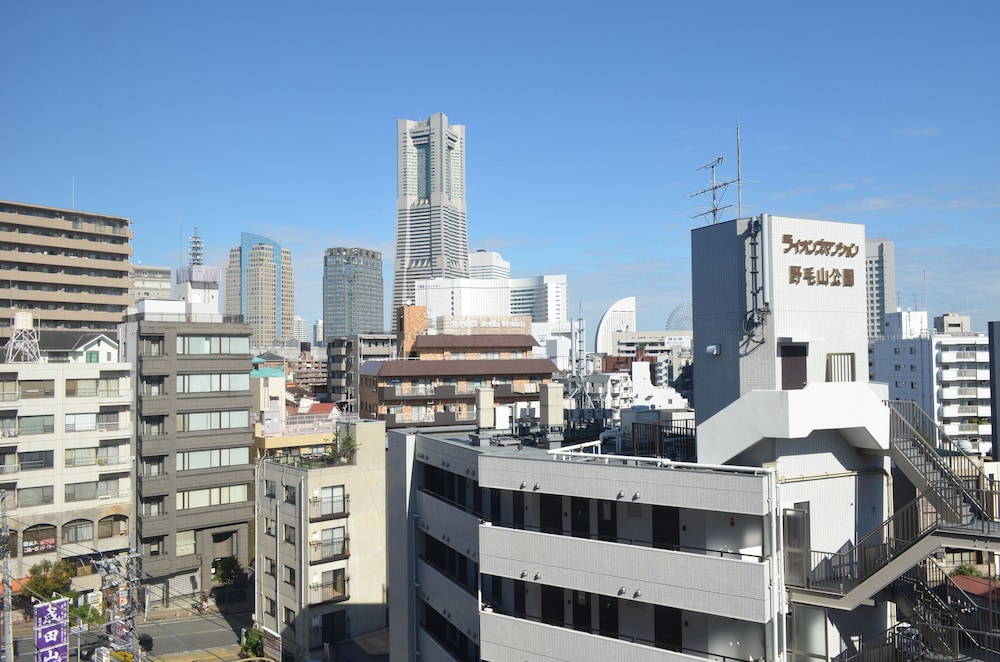Yokohama Mandarin Hotel 45/50