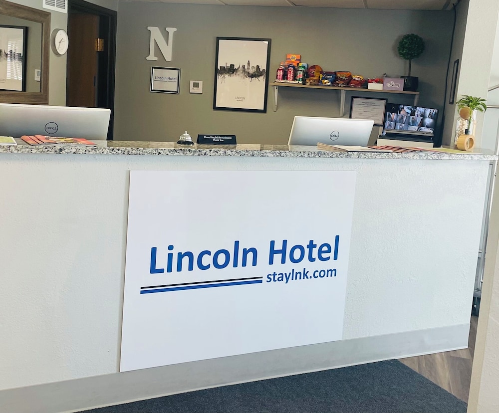 Lincoln Hotel 7/56