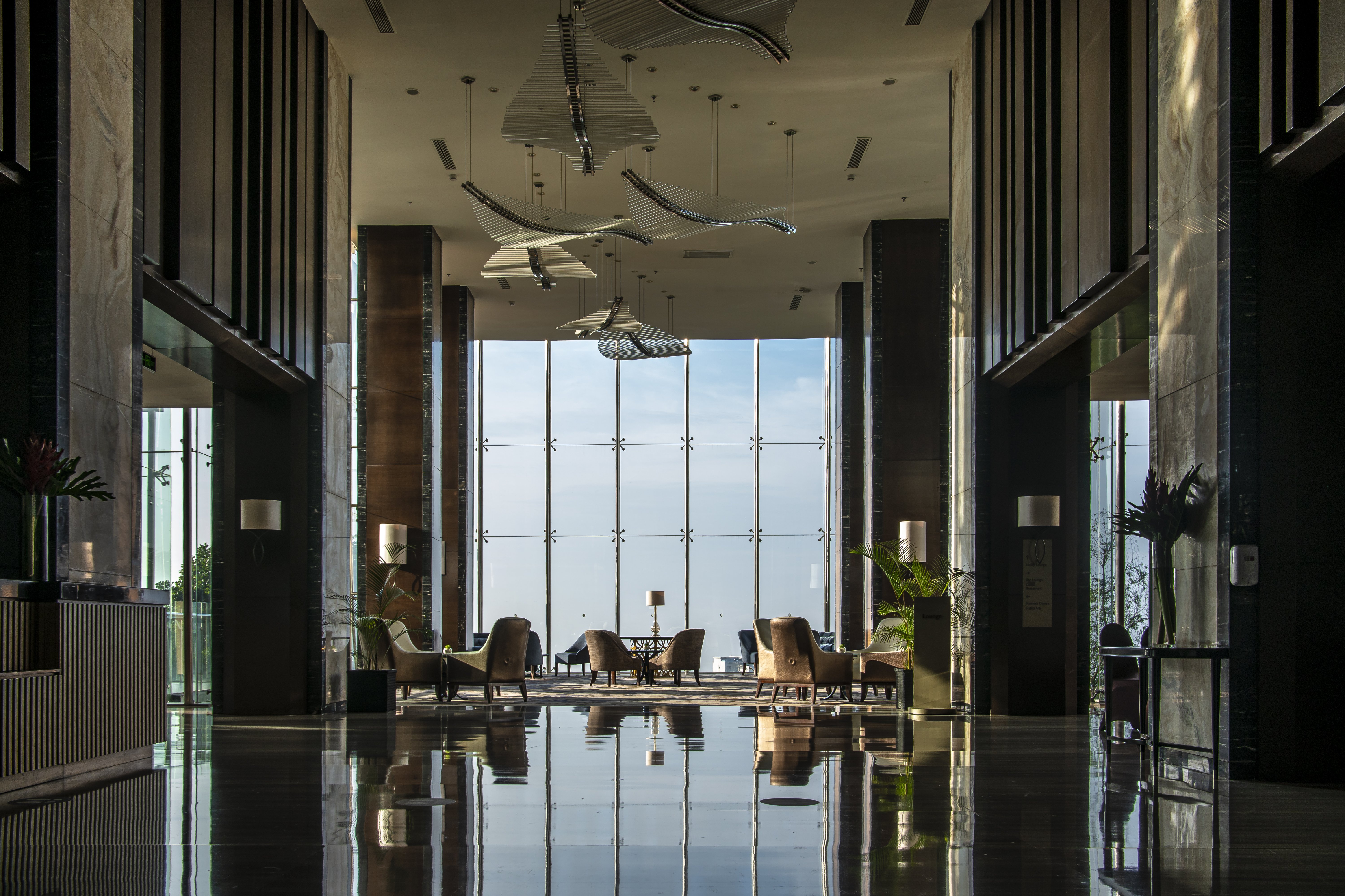 INTERCONTINENTAL BANDUNG DAGO PAKAR 27/50