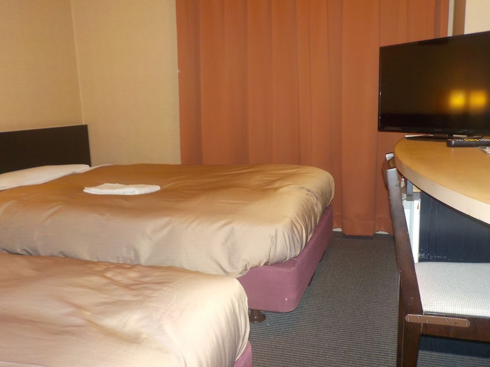 STANDARD, TWIN BEDS, SMOKING