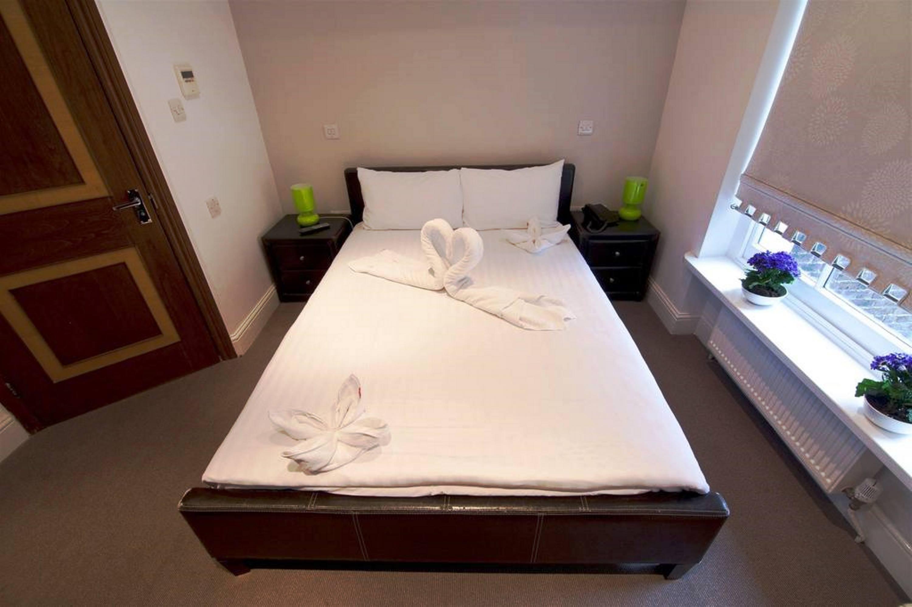 NOX HOTELS - Bayswater 12/20