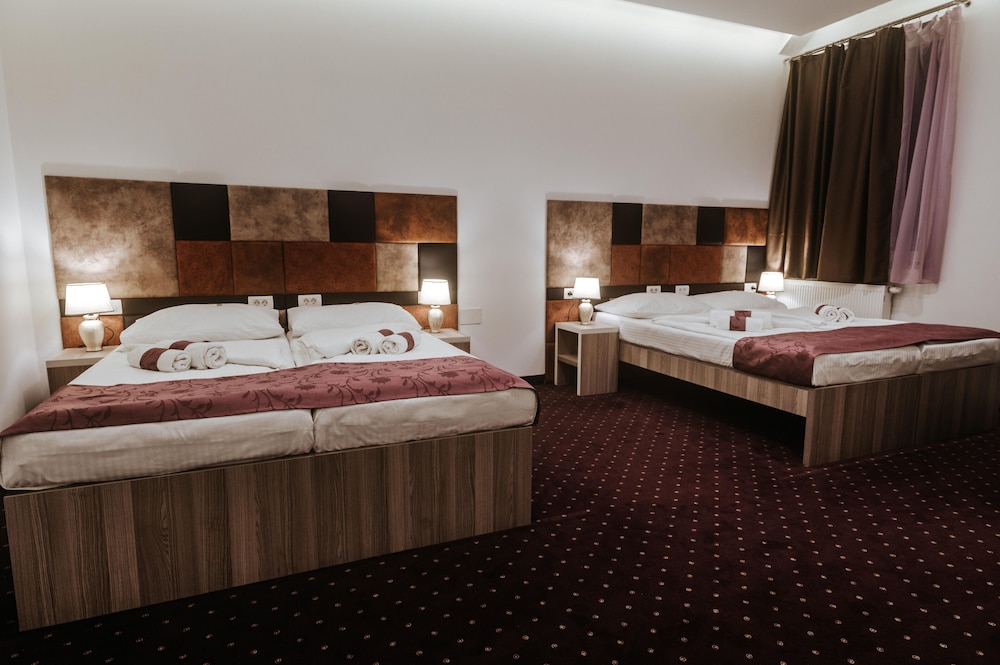 Superior, Quadruple, 4 Beds