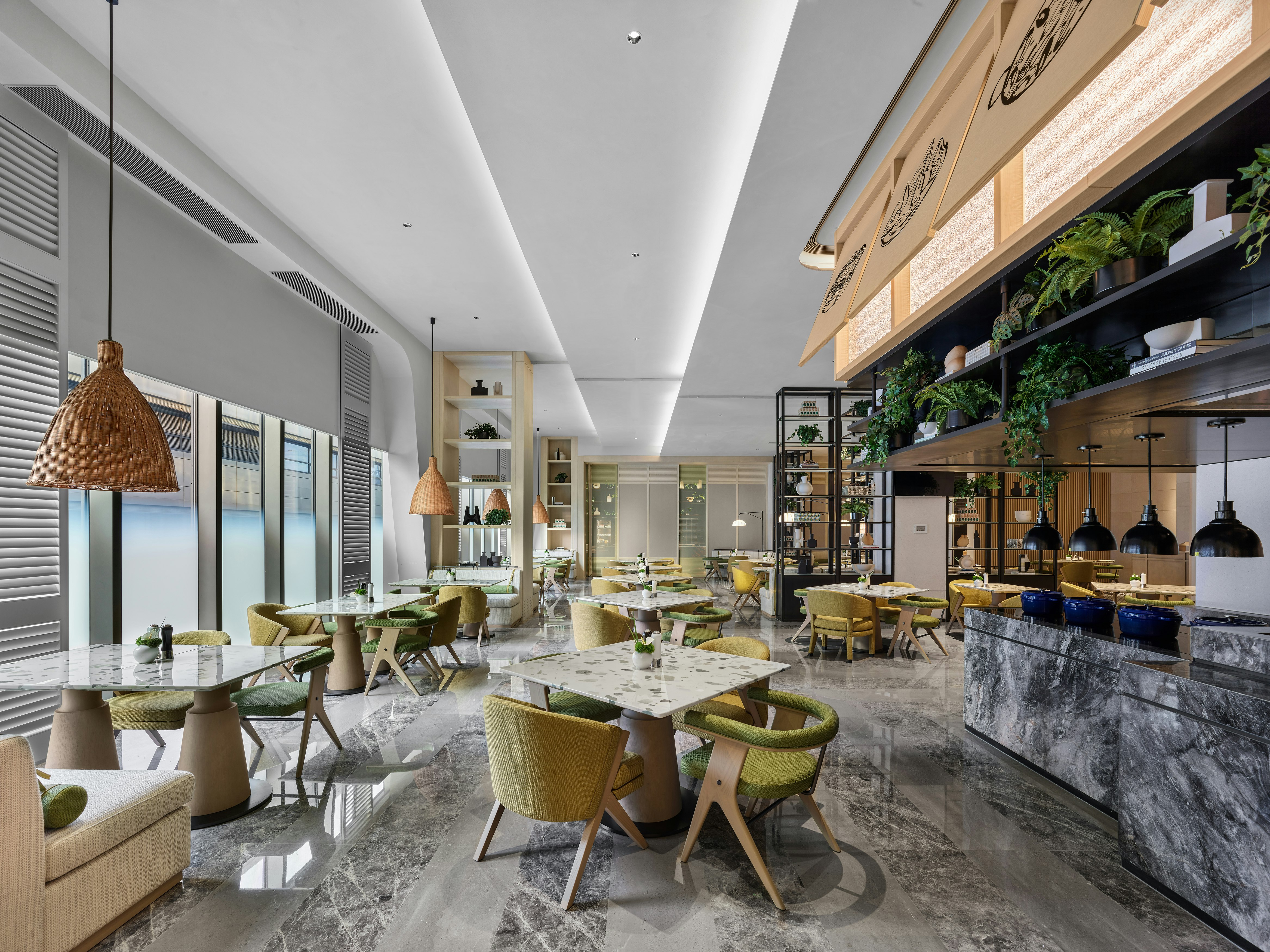 Hilton Shanghai Hongqiao International Airport 56/73