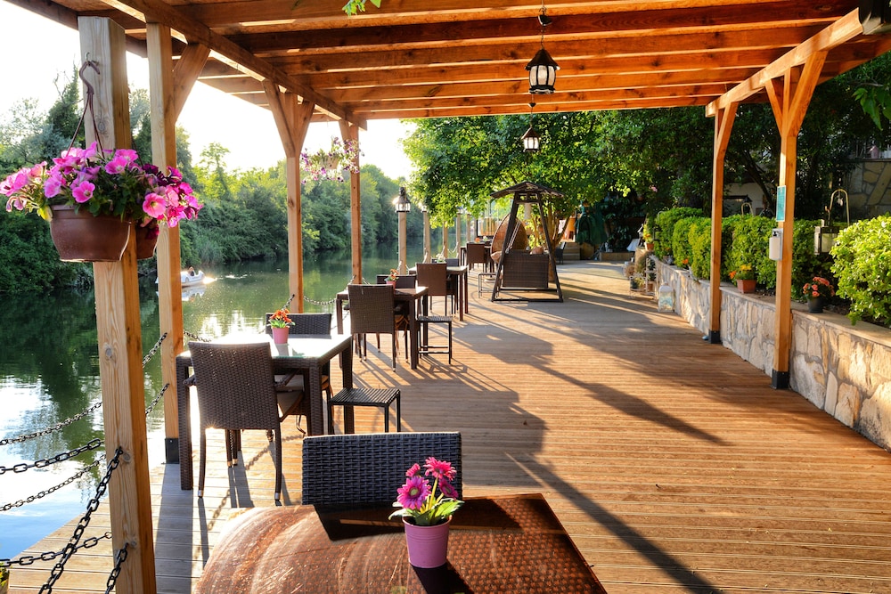 Beyaz Ev Agva - Adults Only 31/50