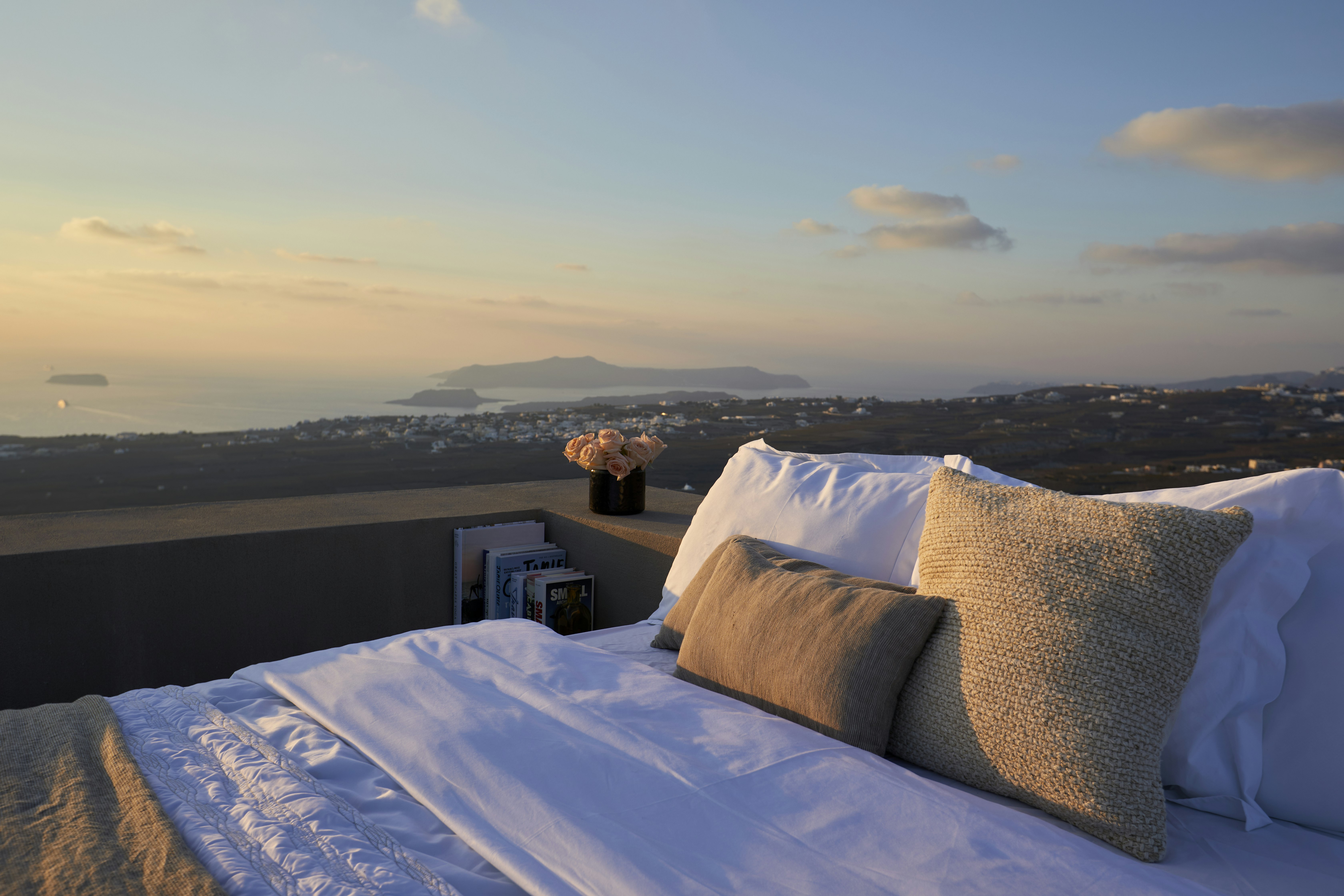 Santorini Sky Luxury Resort 11/50