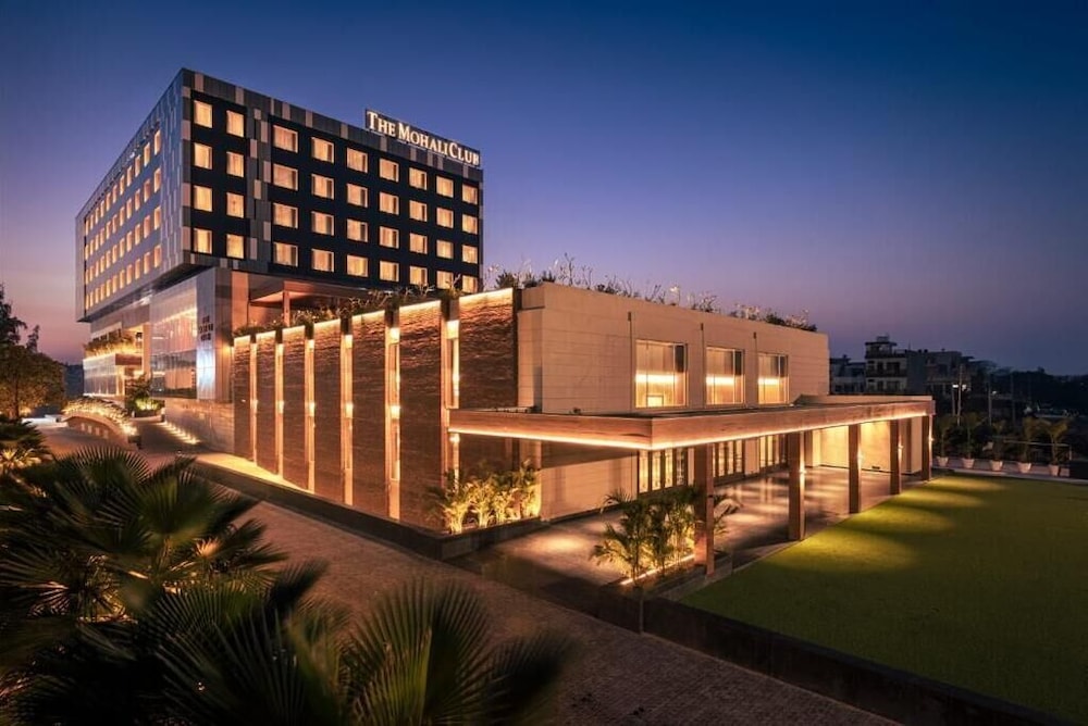 Wyndham Chandigarh Mohali 1/34