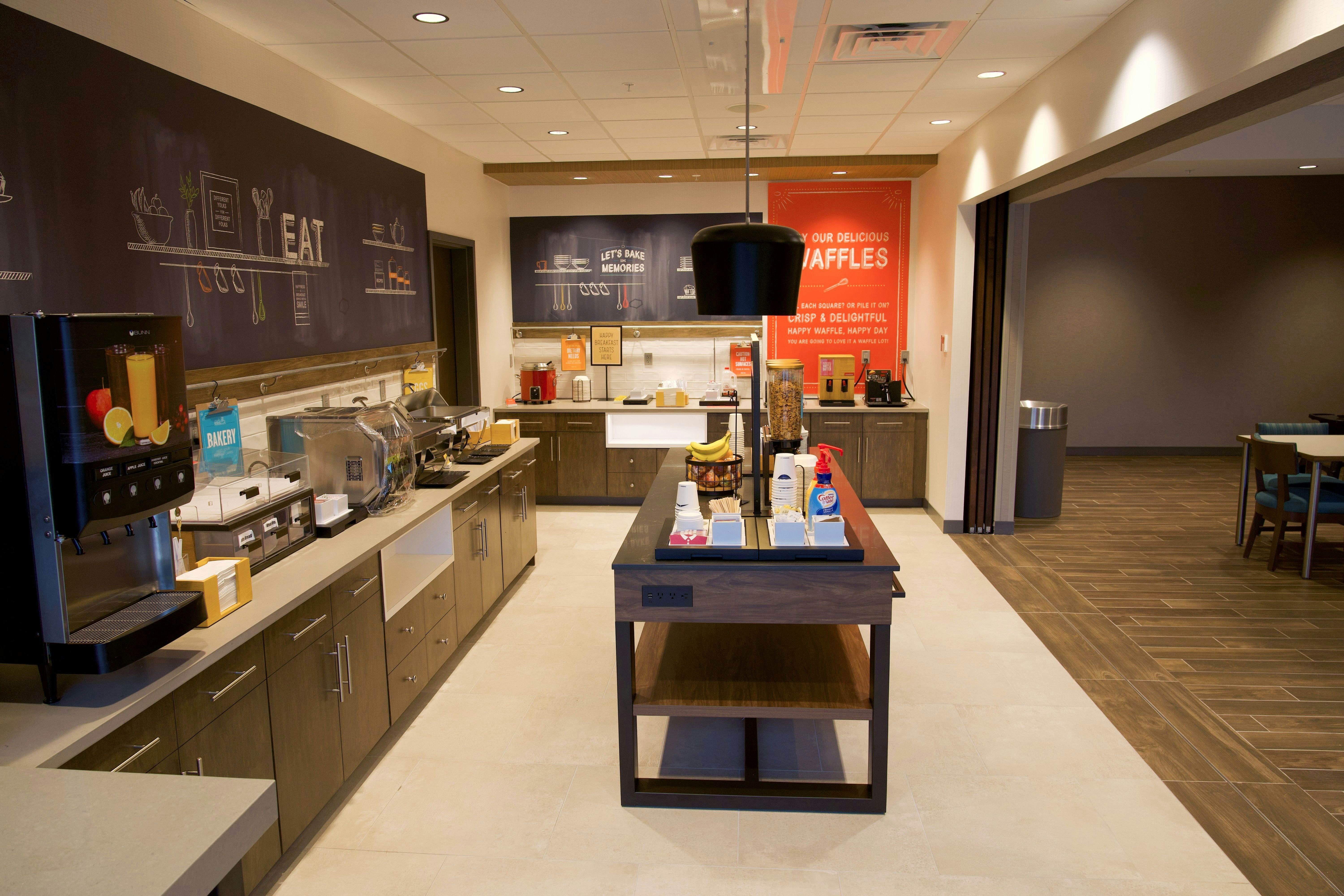Hampton Inn by Hilton Goddard 5/10