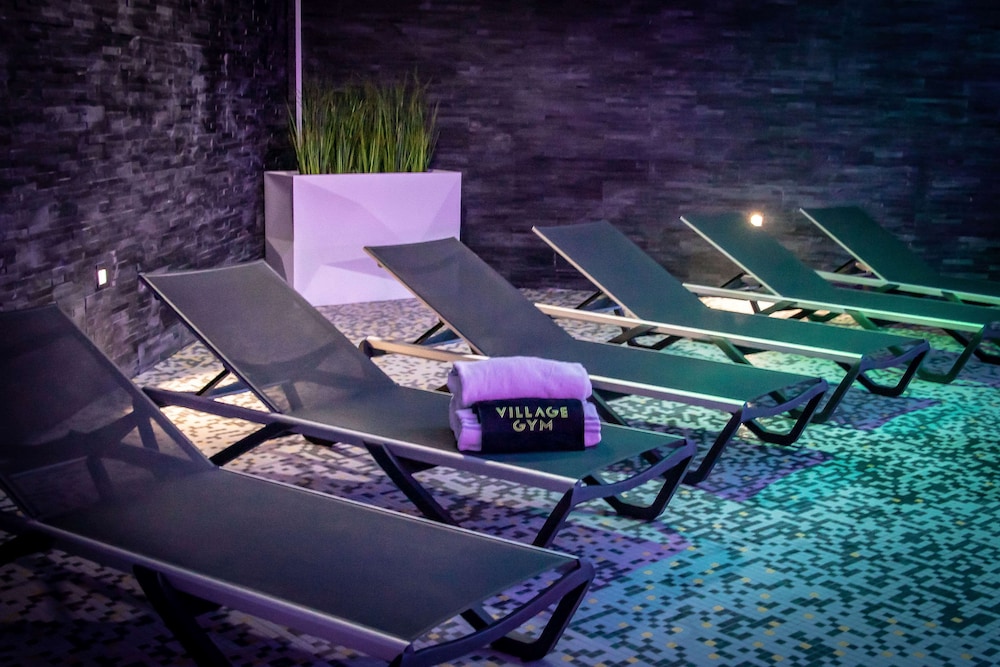 Village Urban Resort Nottingham 38/62