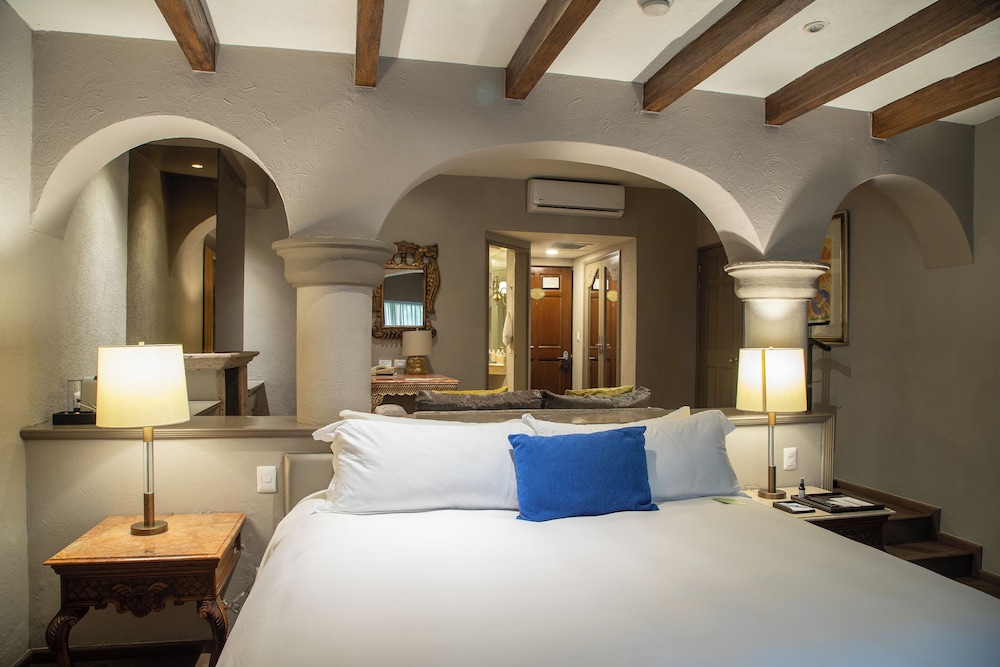 Master, Suite, King Bed