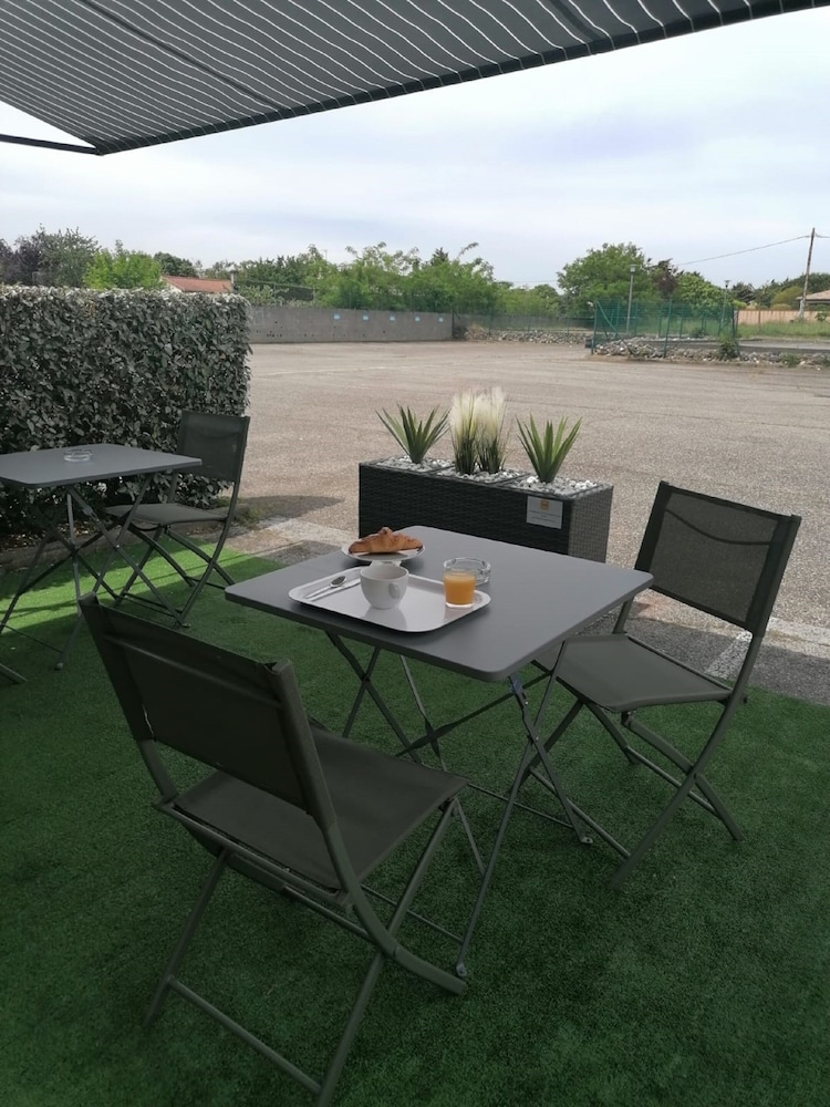 Premiere Classe Toulouse Ouest - Blagnac Aeroport 45/57