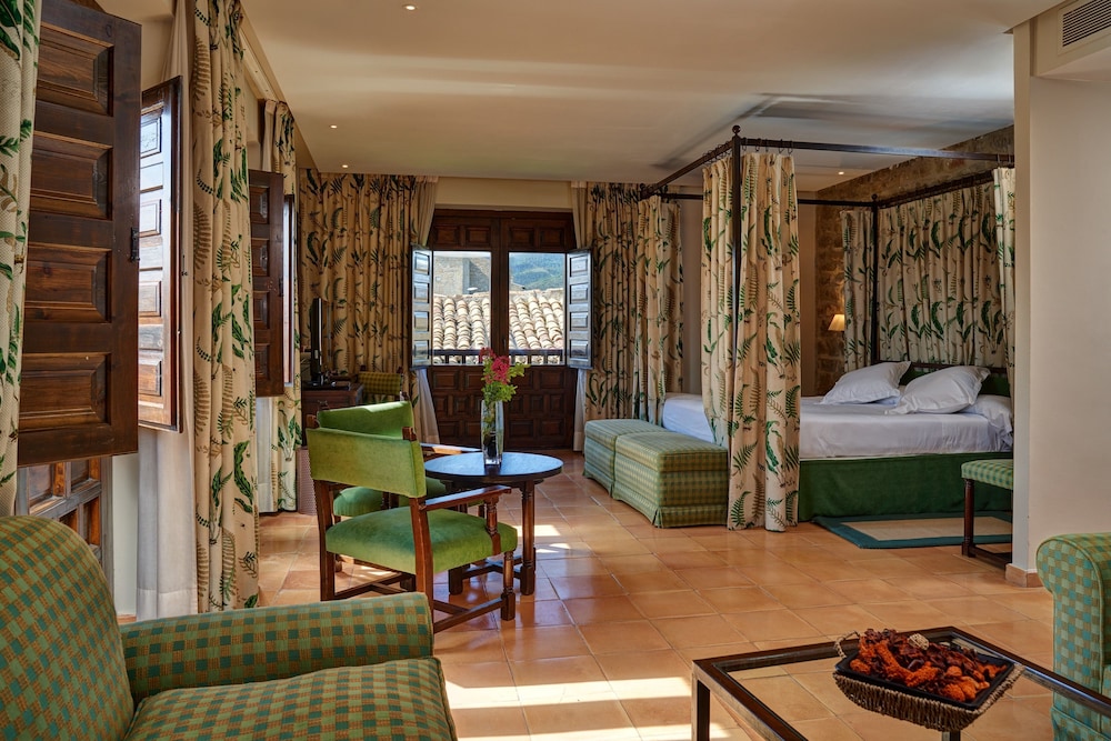 Parador de Sos del Rey Catolico 48/71