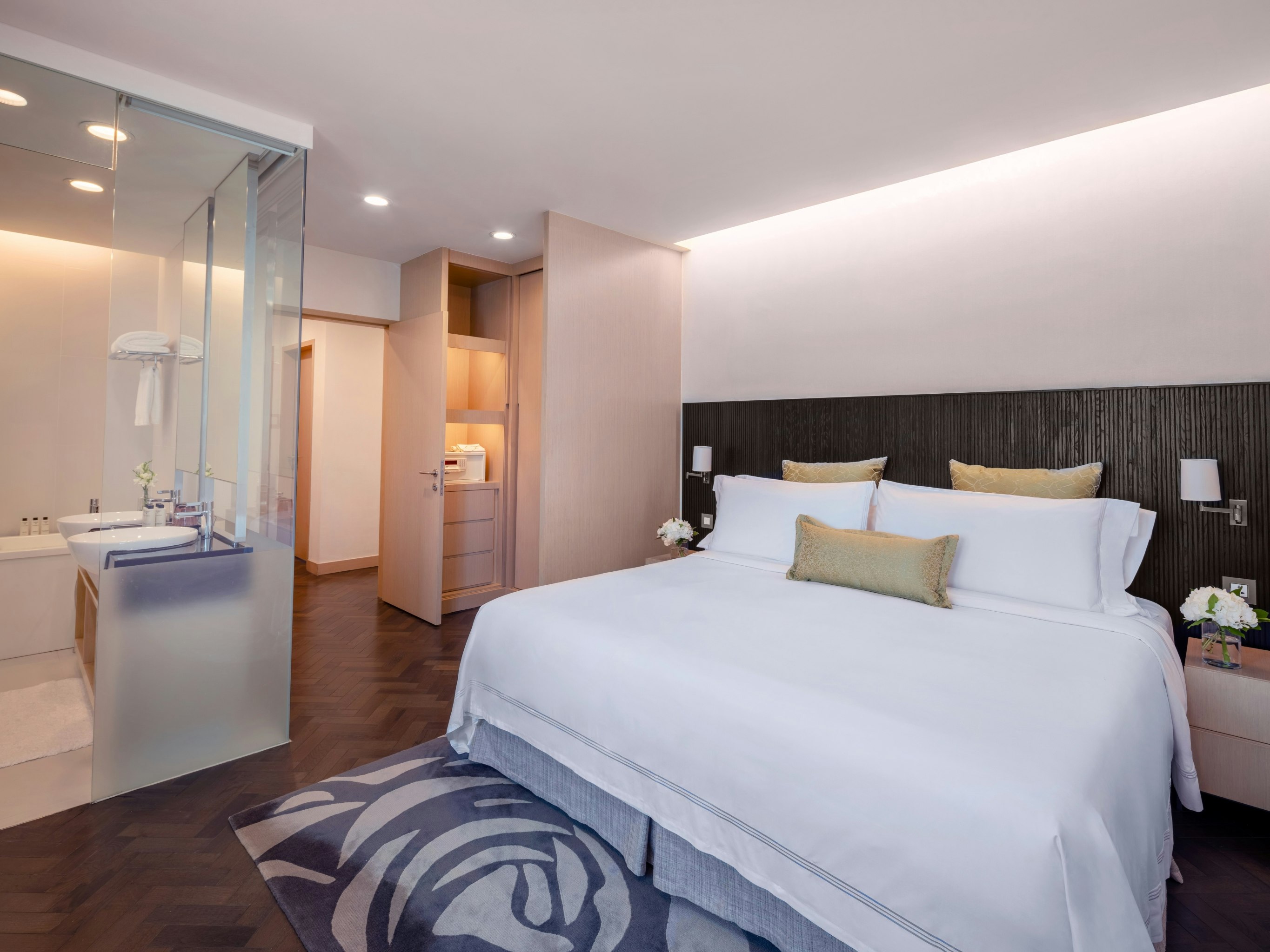 3 Bedrooms, Premier