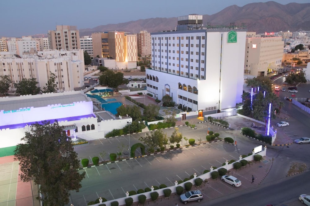 Muscat Holiday 9/41