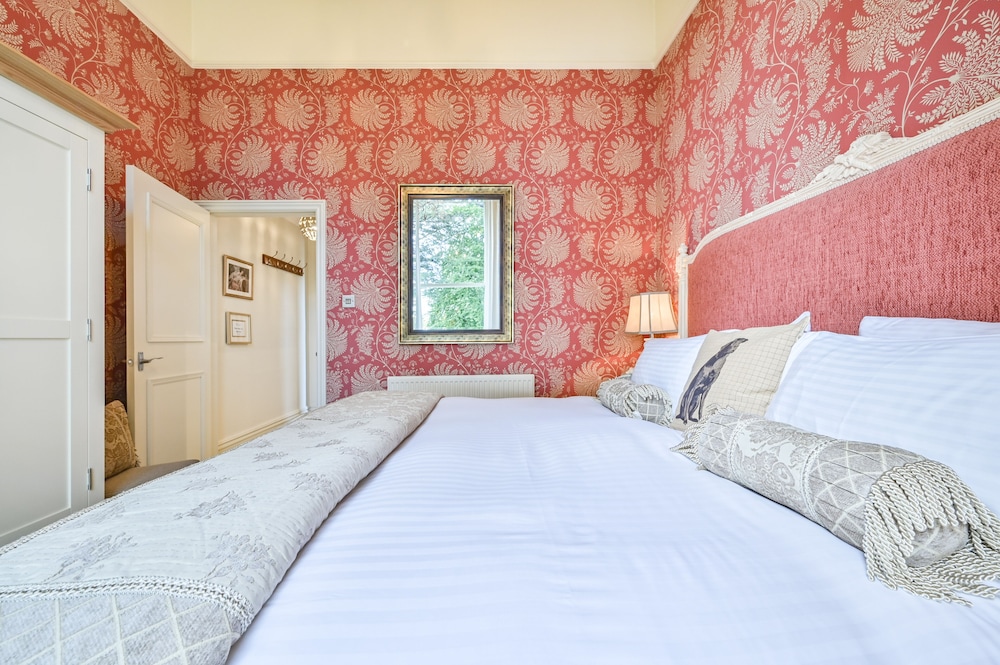 Muntham Holiday Apartments 13/50
