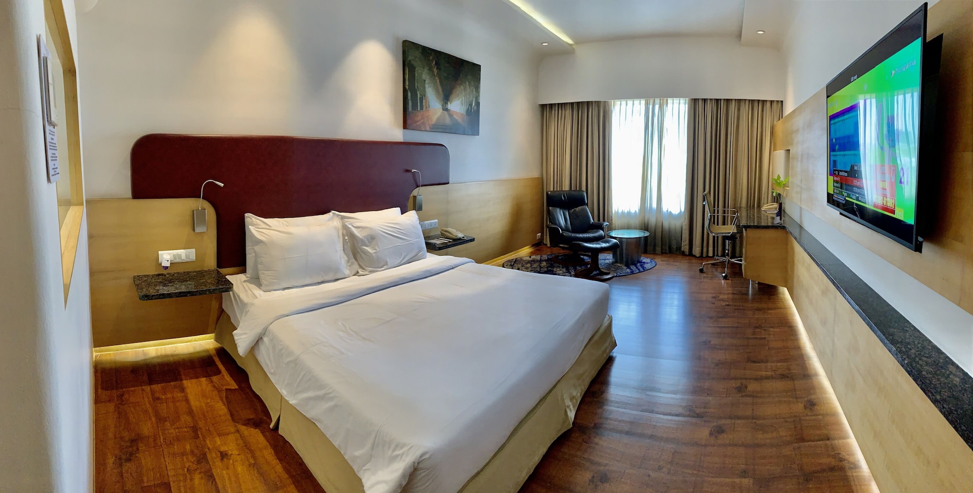 03Executive Room City View Queen Bed
