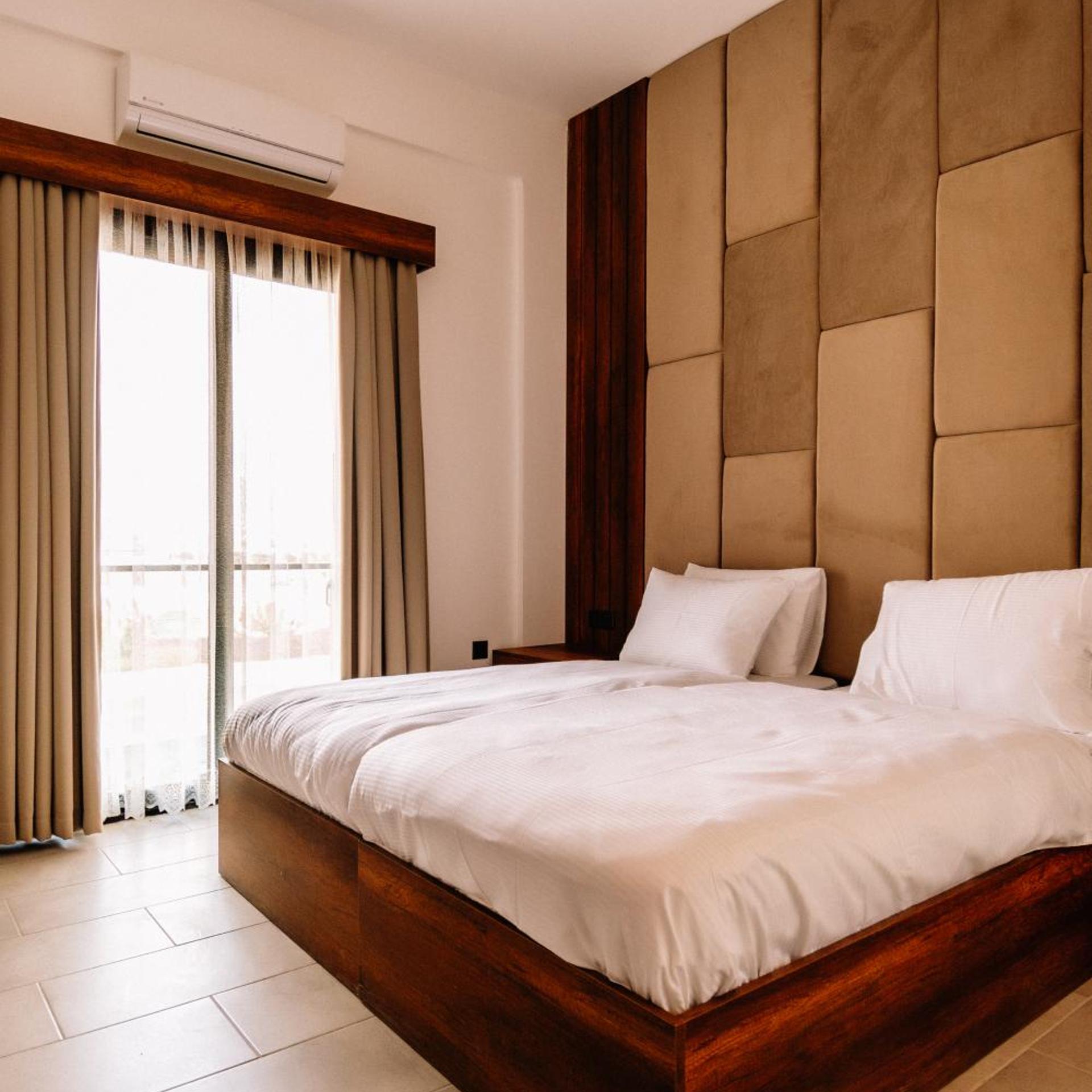 Cezars Airport Hotel 16/34