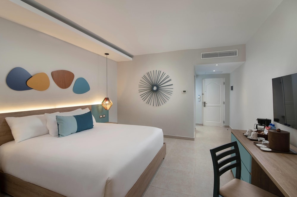 Wyndham Alltra Samana All Inclusive Resort 10/50