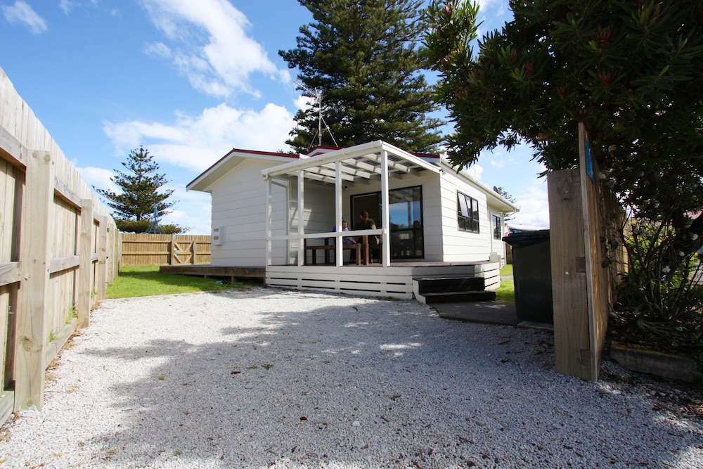 Waikanae Beach TOP 10 Holiday Park 39/50
