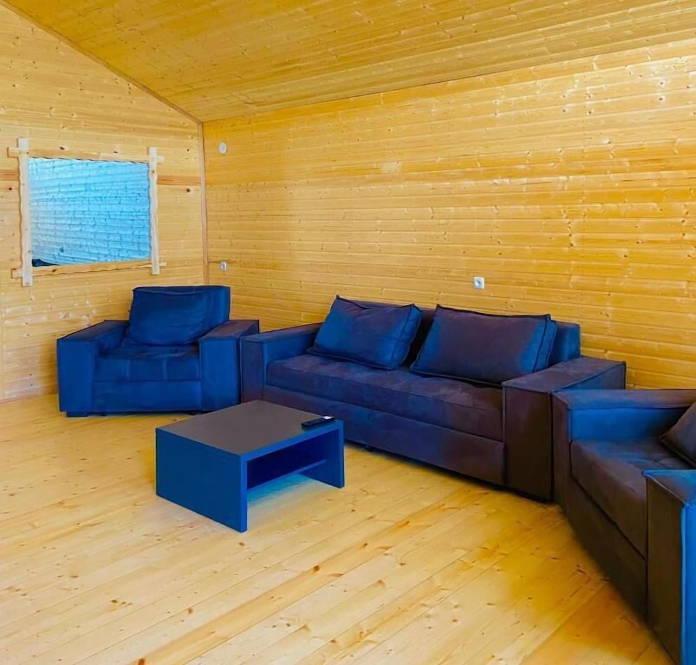 Ranch in Variani 37/50