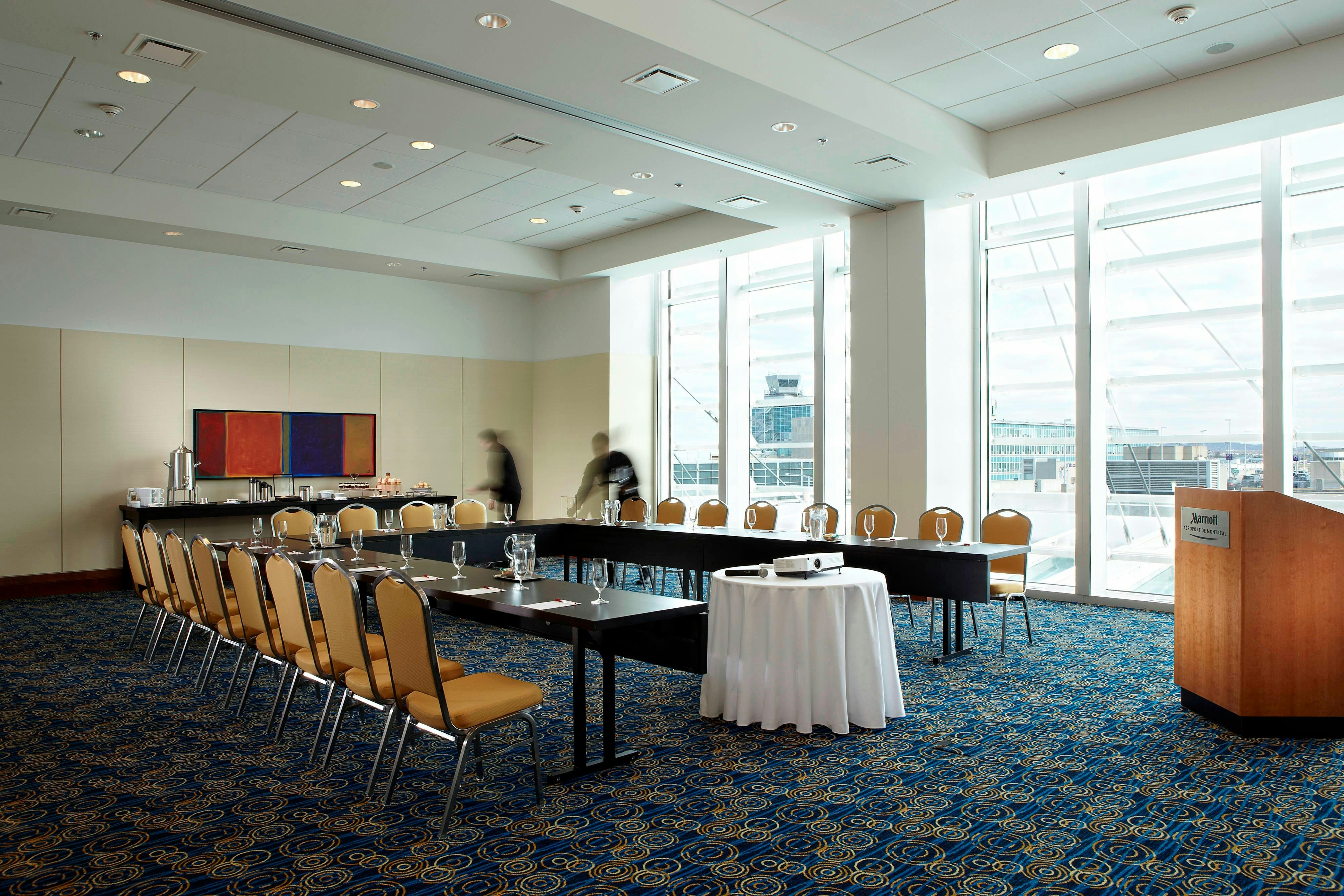 Montreal Airport Marriott In-Terminal Hotel 31/37