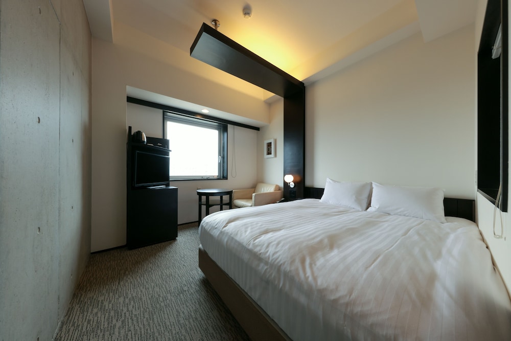 غرفة قياسية بسرير كوين، FURANO NATULUX HOTEL 2/8