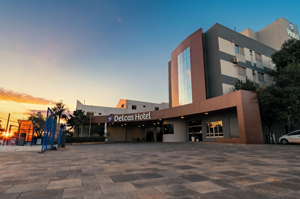 Delcas Hotel 2/68